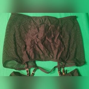 NWT Savage X Fenty By Rihanna Floral Glow Mesh Garter